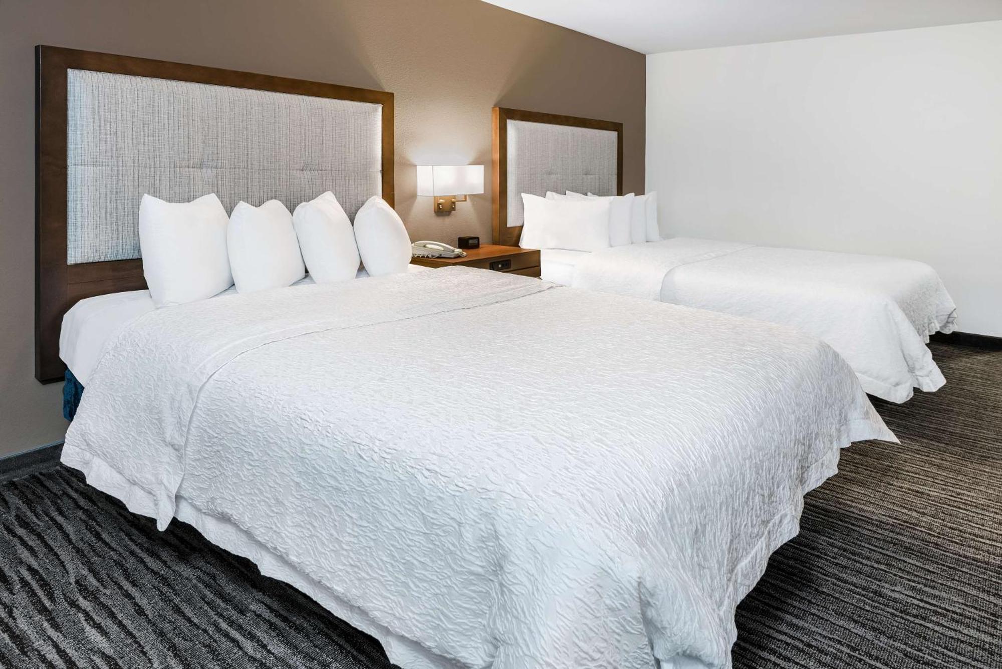 Hampton Inn&suites