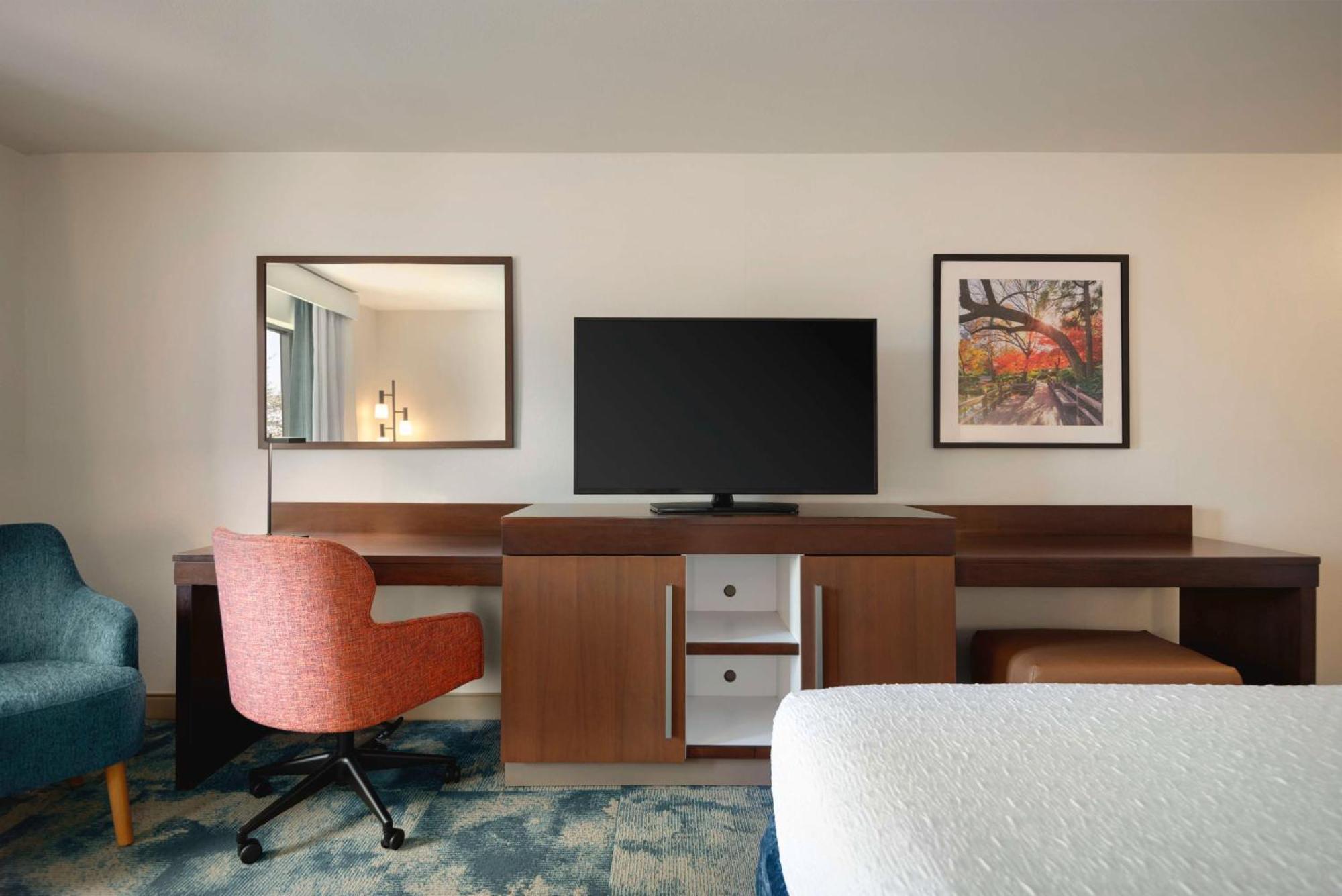 Hotel Hampton Inn&suites 3*