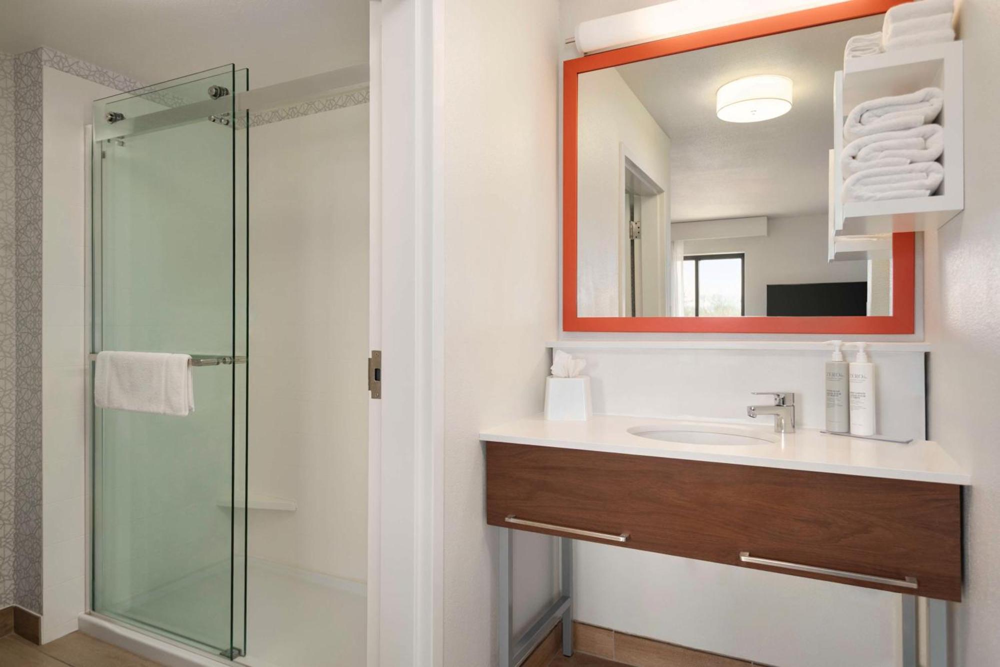 Hampton Inn&suites 3*