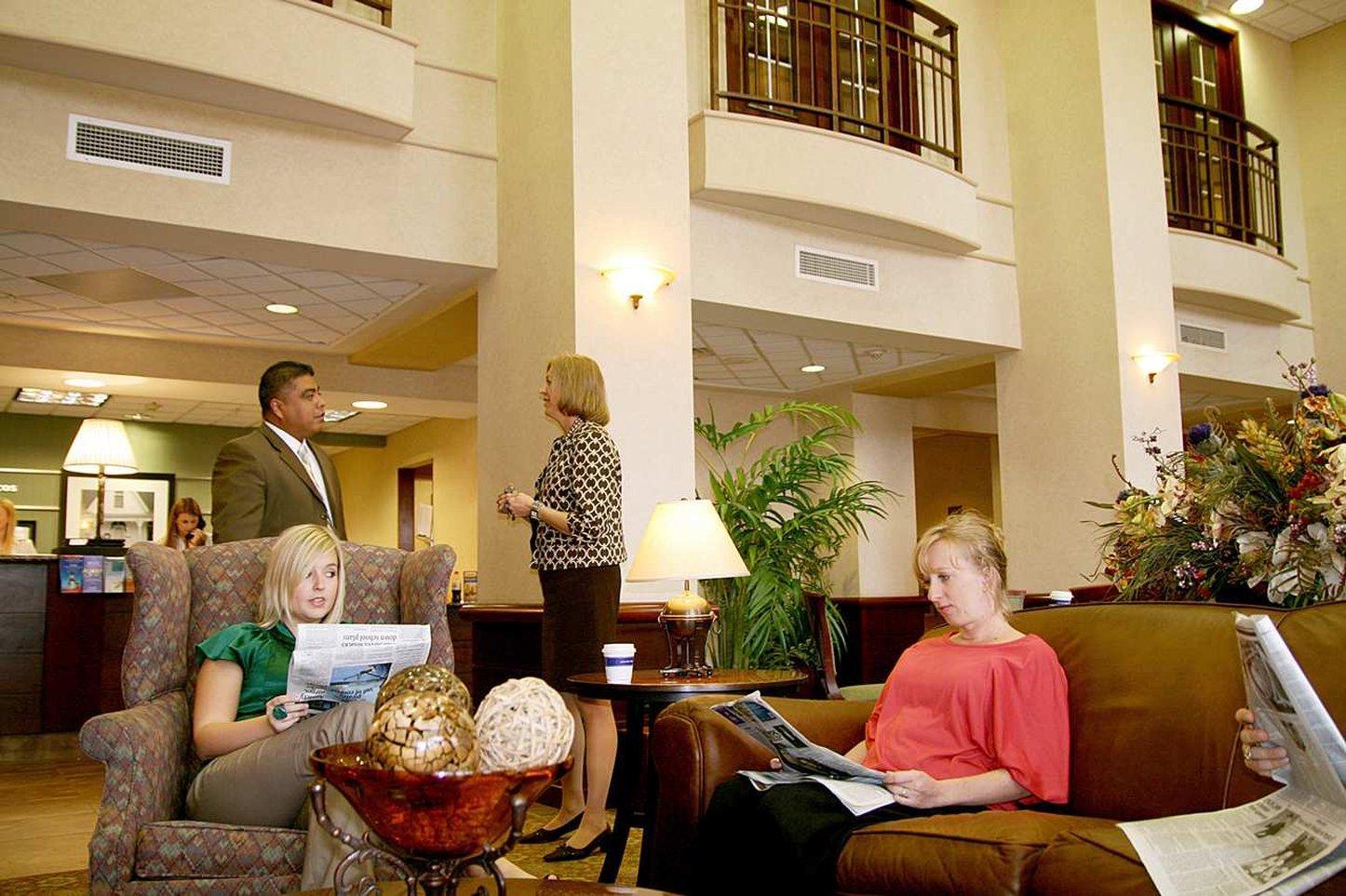 Hampton Inn&suites Hotel