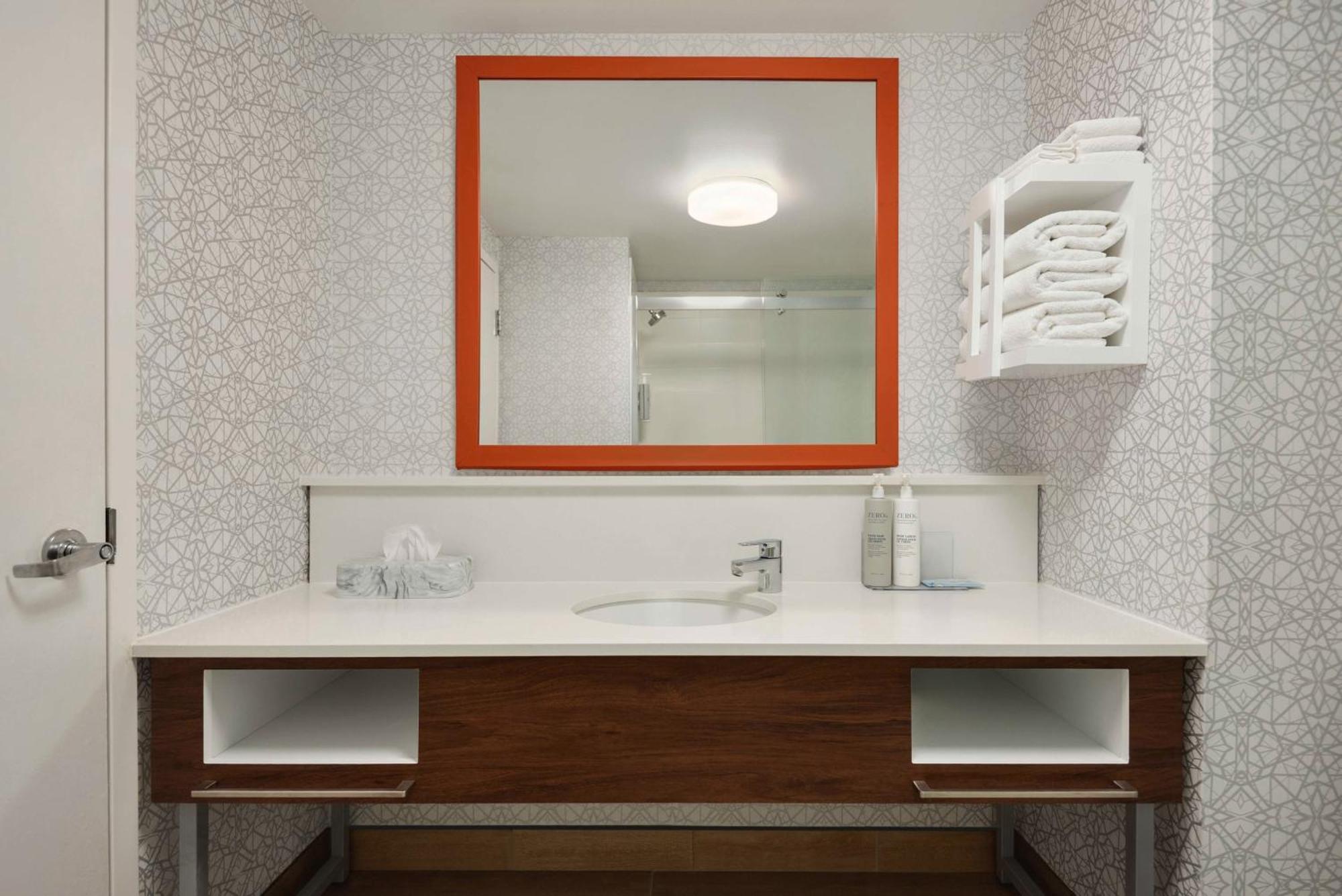 Hotel Hampton &